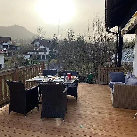 Prázdninový dům Komfortables Mit Garten Und Grosser Terrasse *